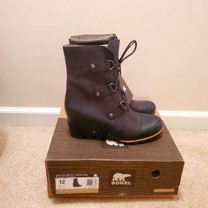 SOREL Joan Of Arctic Wedge Black Mid 12M NWT with Box